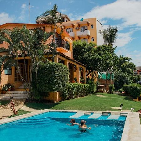 Отель Grand Casalet Пуэрто-Эскондидо Экстерьер фото